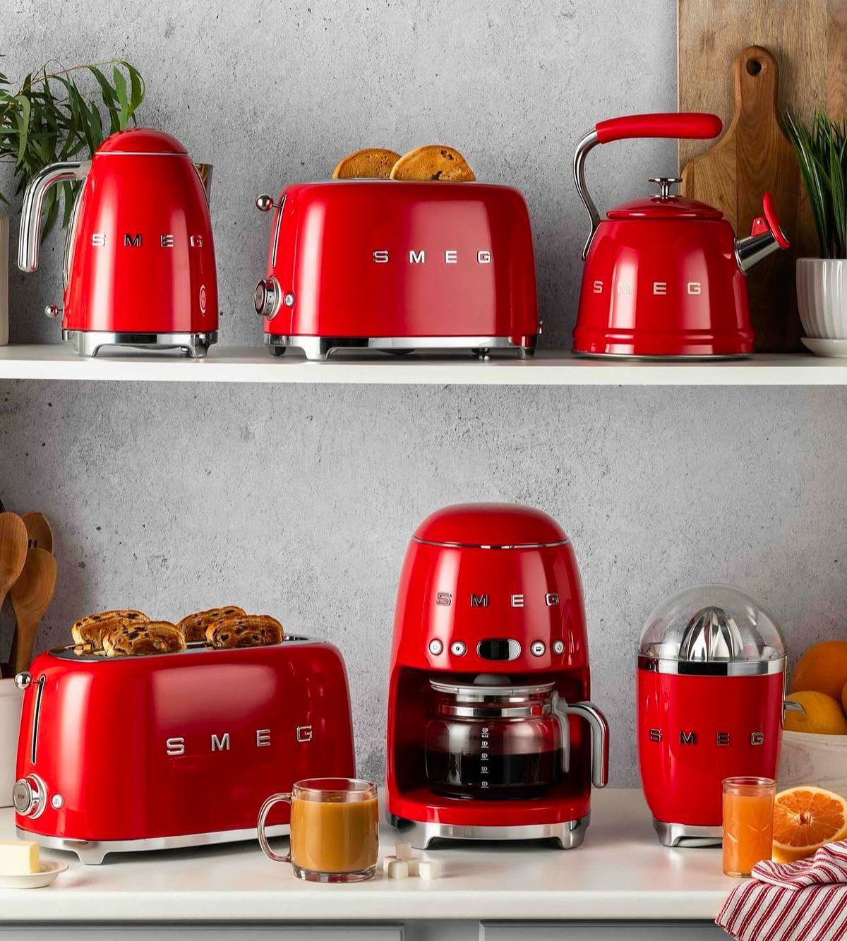 Качественная, безумно красивая техника = SMEG